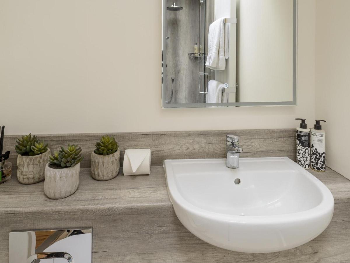 Woodcock Farm Apartment Bristol Bagian luar foto
