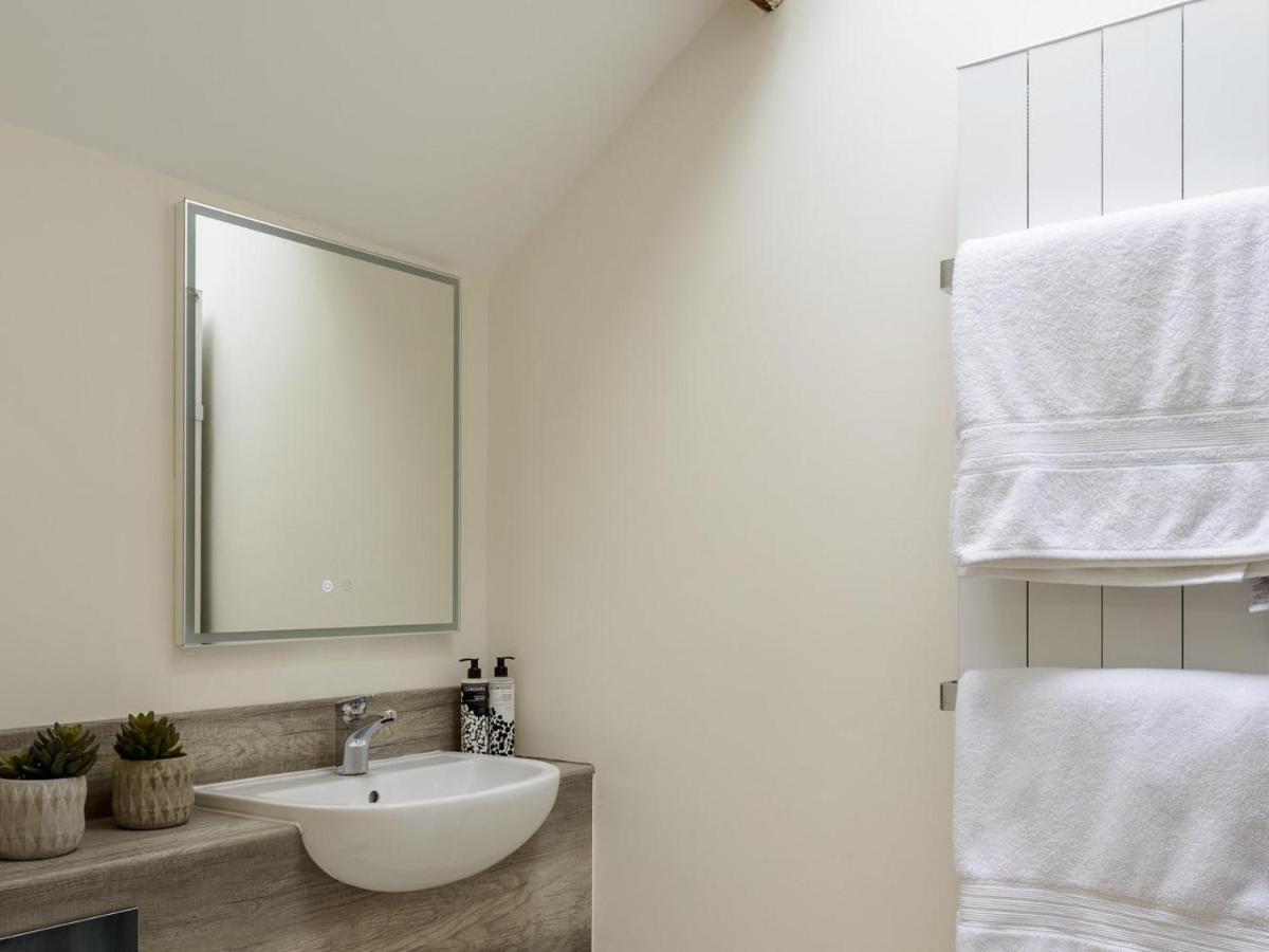 Woodcock Farm Apartment Bristol Bagian luar foto